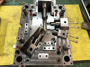  Automotive Injection Molds in China